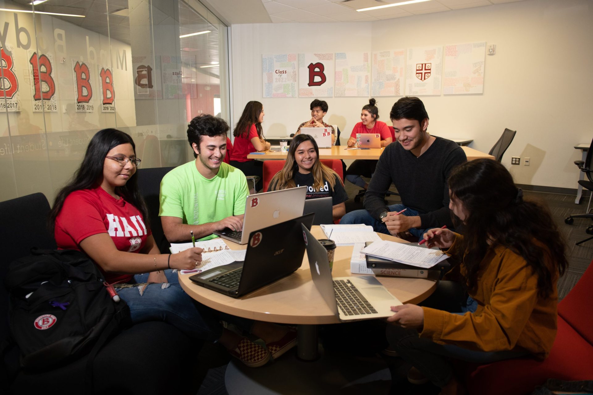 mesa, students studying, study area, diversity