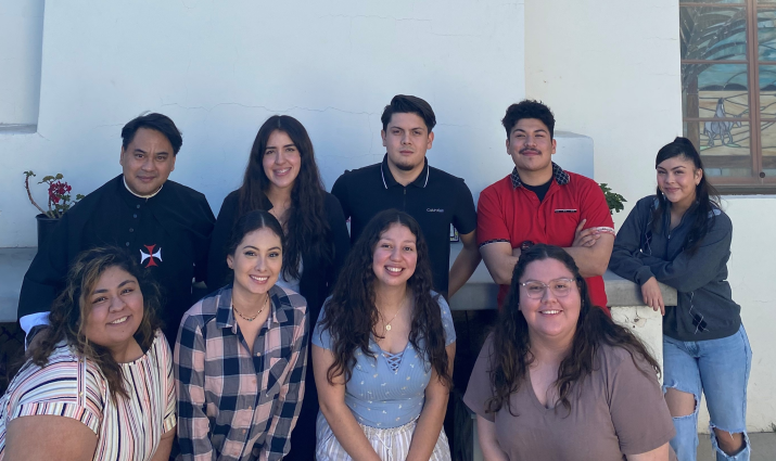 Mesa's Campus Ministry Peer Ministry group