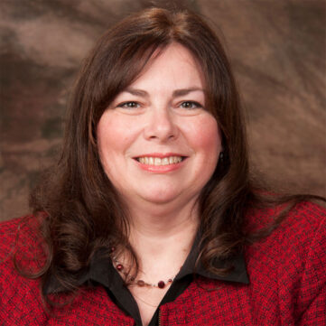 alumna Luanne Mayorga (MBA’07)